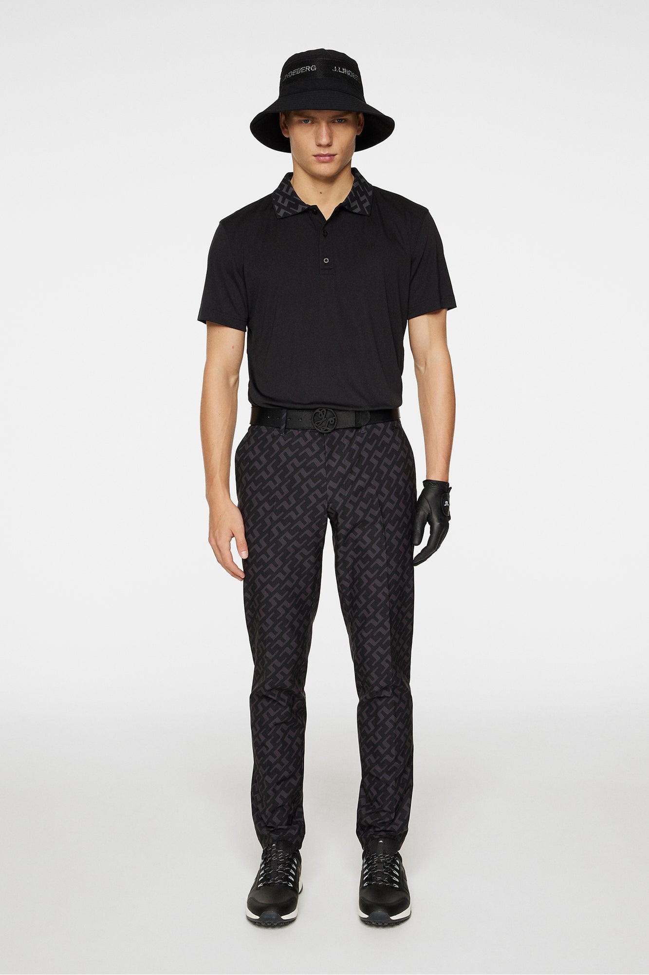Men | Ellott Print Pant | Bias Bridge Black