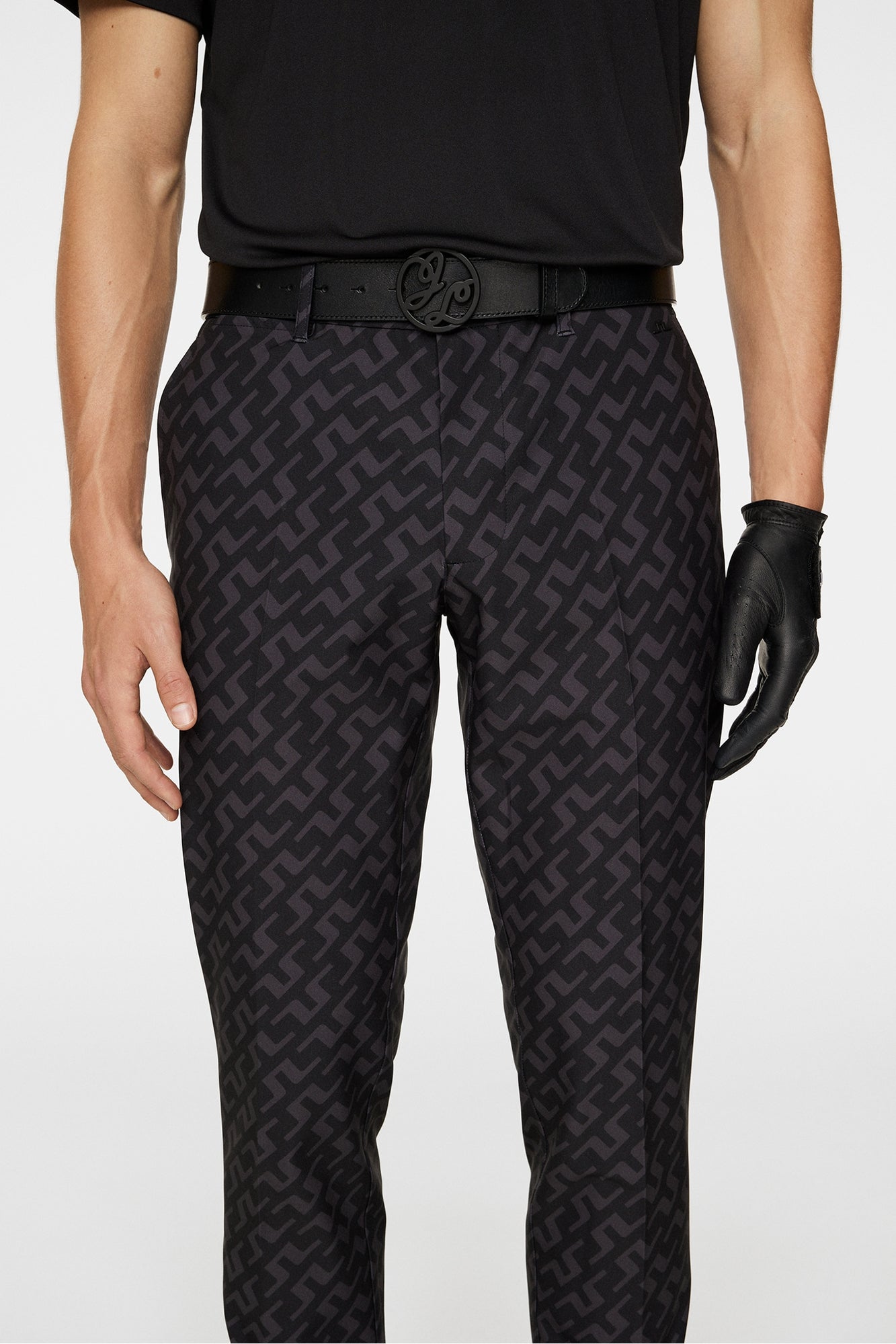 Men | Ellott Print Pant | Bias Bridge Black