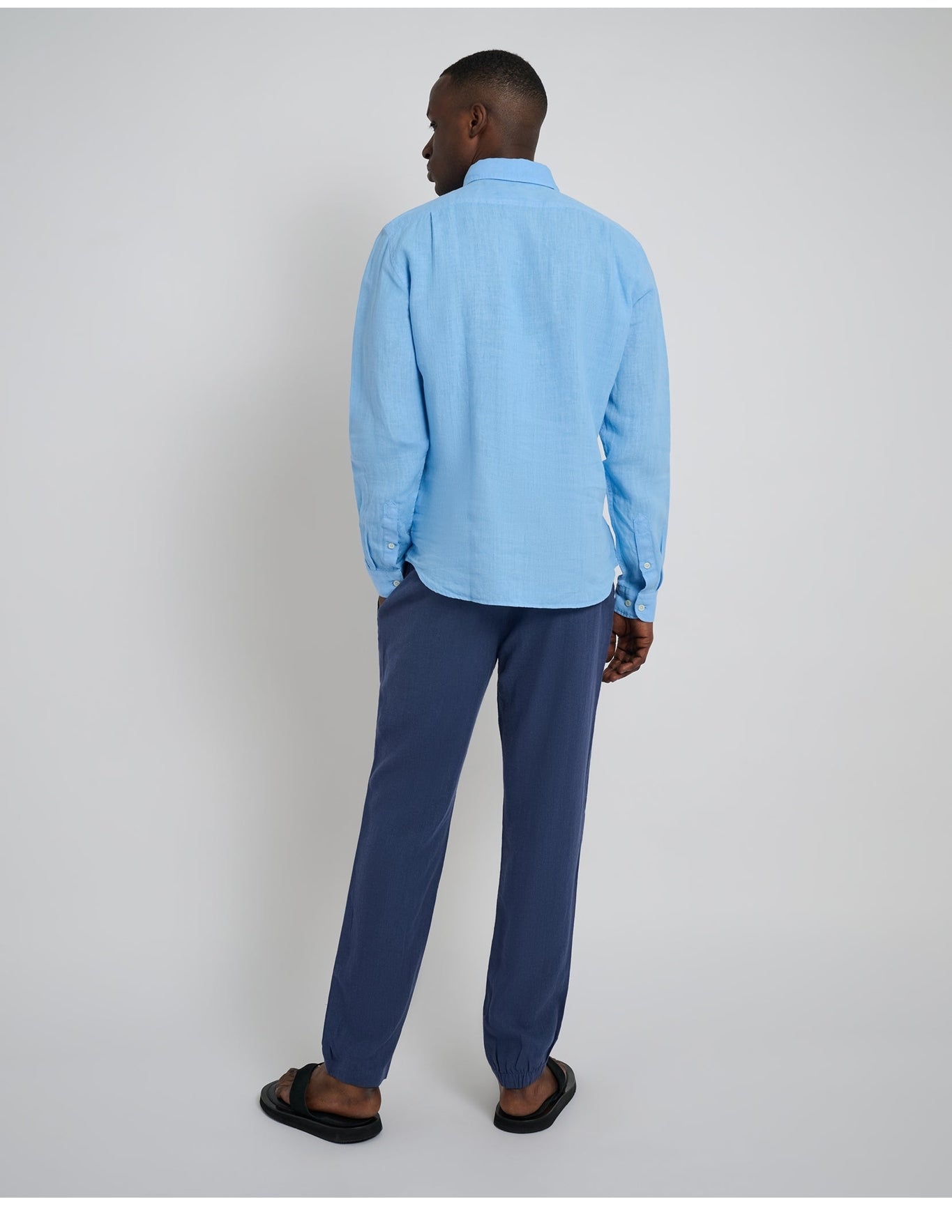 Men | Garment Dye Linen Standard Fit Shirt | Light Blue