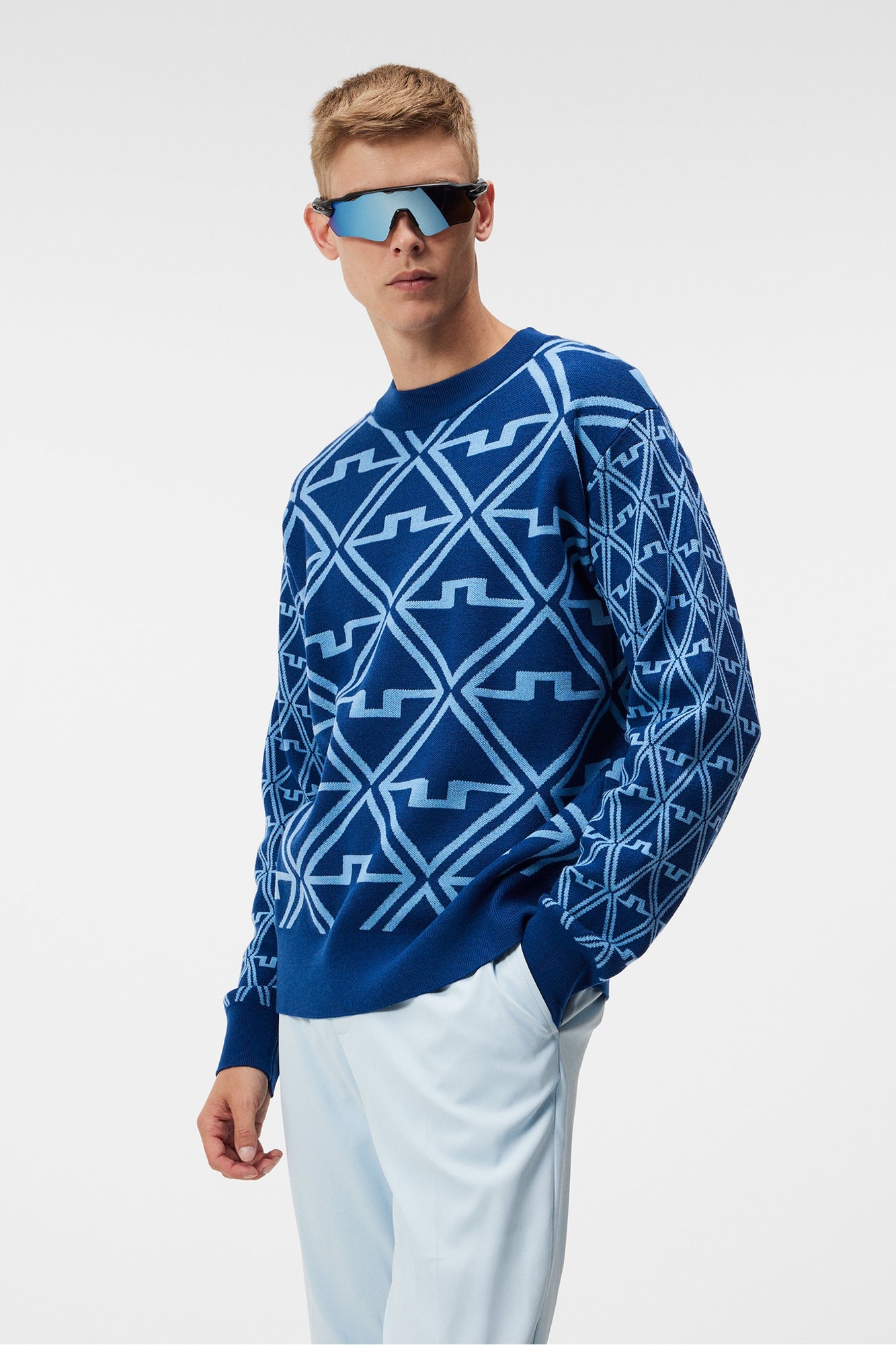 Men | Isaac Jacquard Knitted Sweater | Estate Blue Diamond