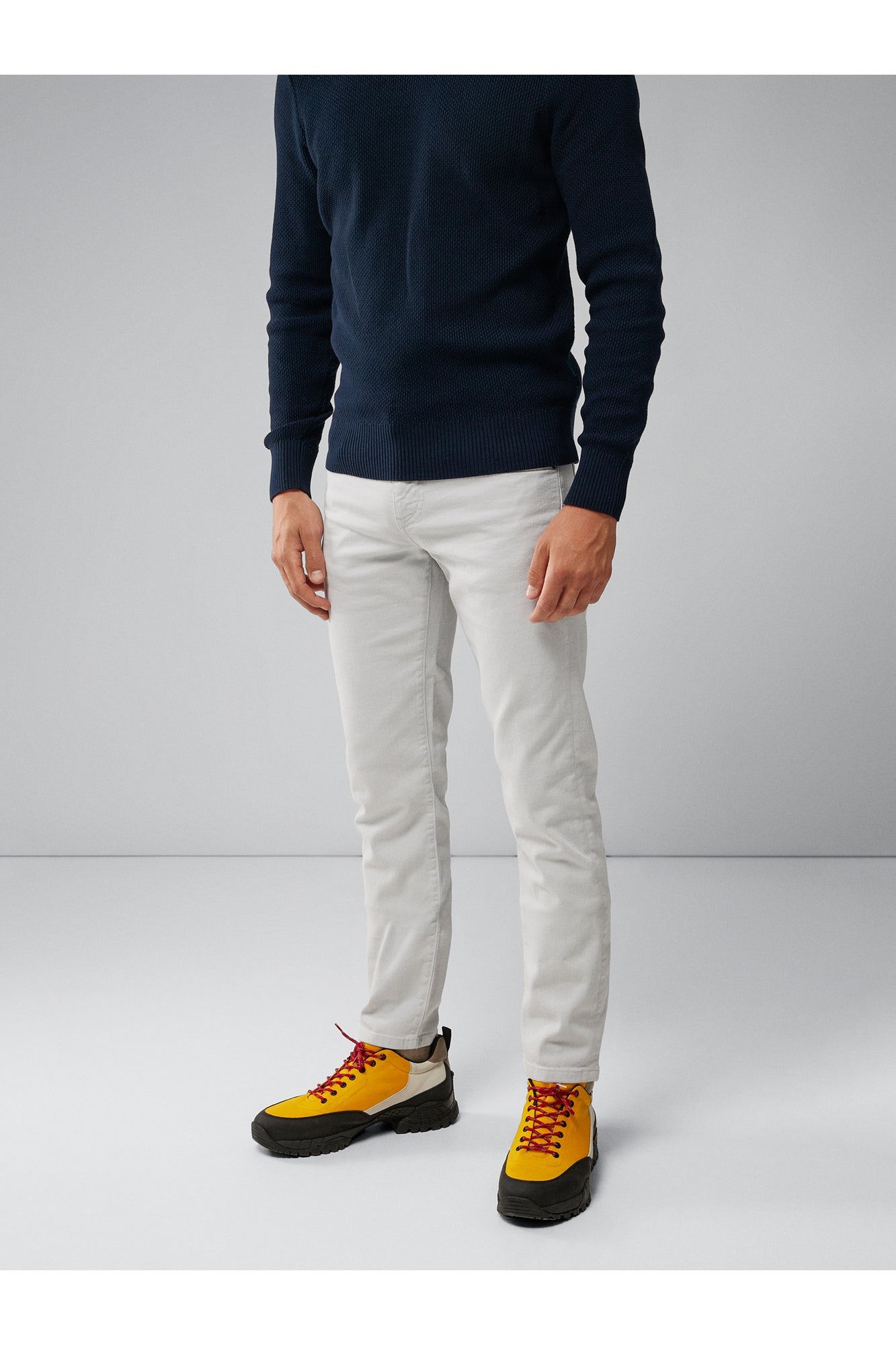 Men | Jay Solid Stretch Lht Jeans | Micro Chip