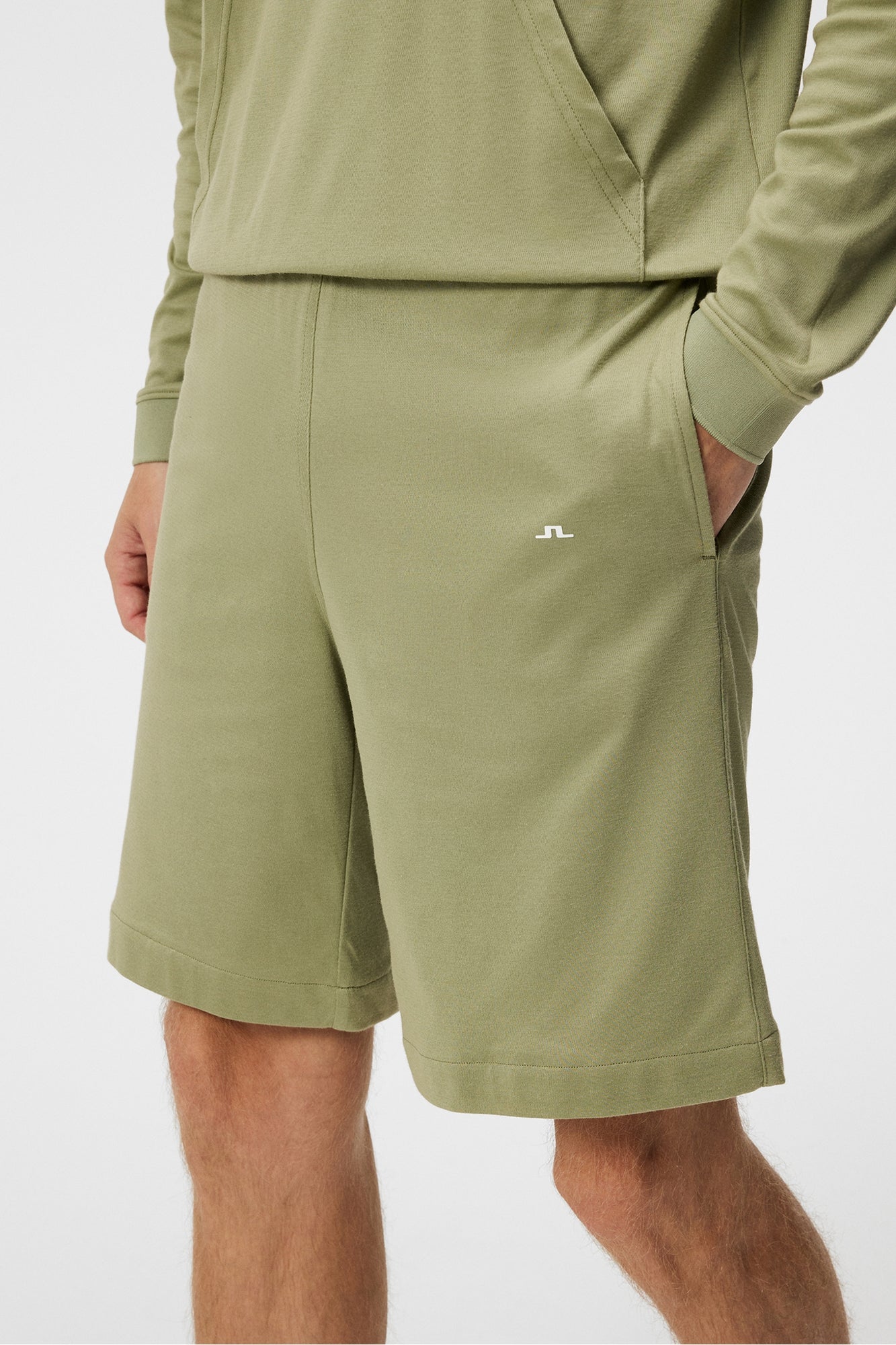 Men | Logo Shorts | Oil Green