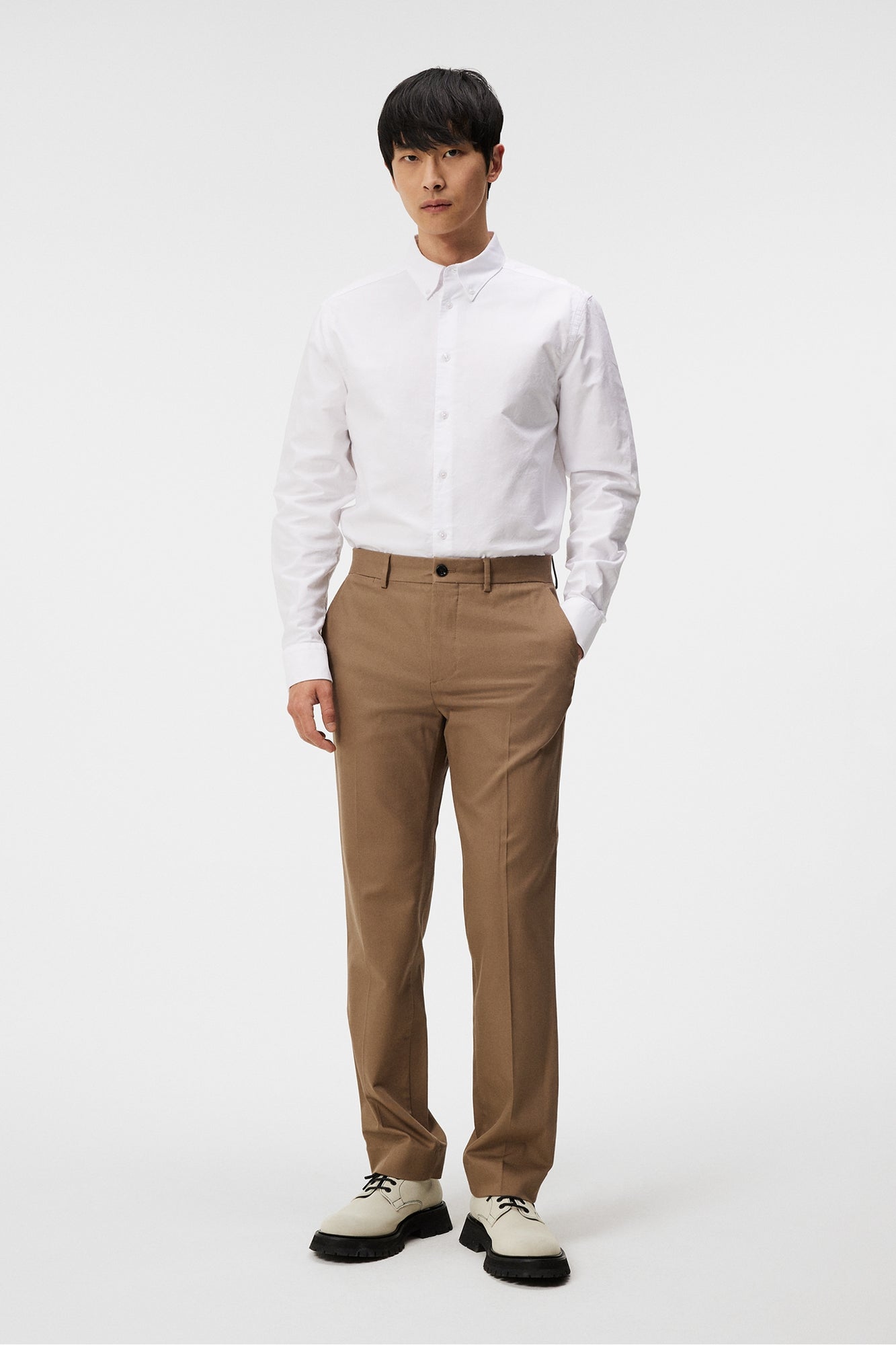 Men | Lois Cotton Twill Pant | Walnut