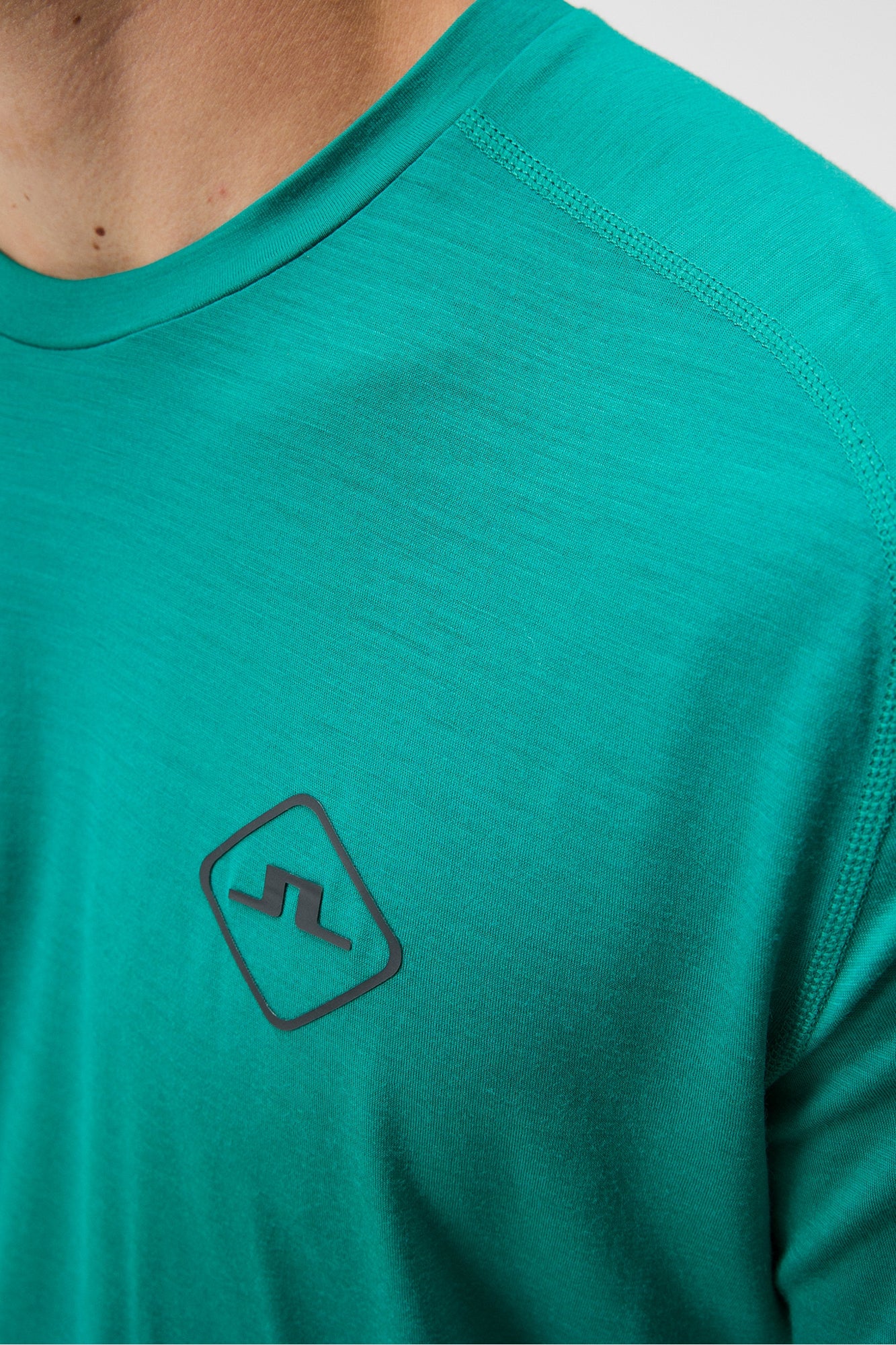 Men | Shaun Wool Tee | Proud Peacock