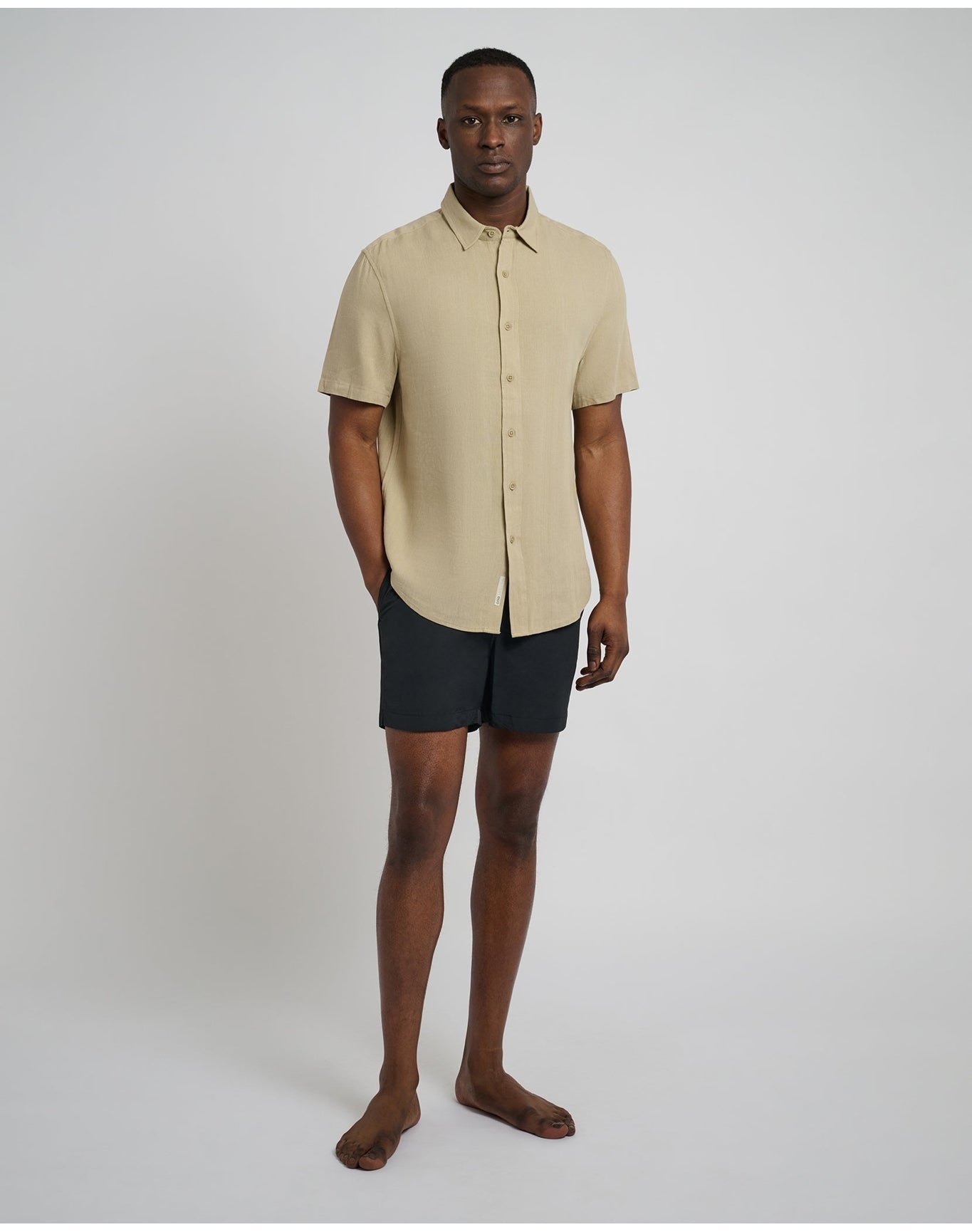 Men | Standard Short Sleeve Linen Shirt | Sand