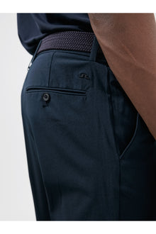 Men | Vent Golf Pant | JL Navy