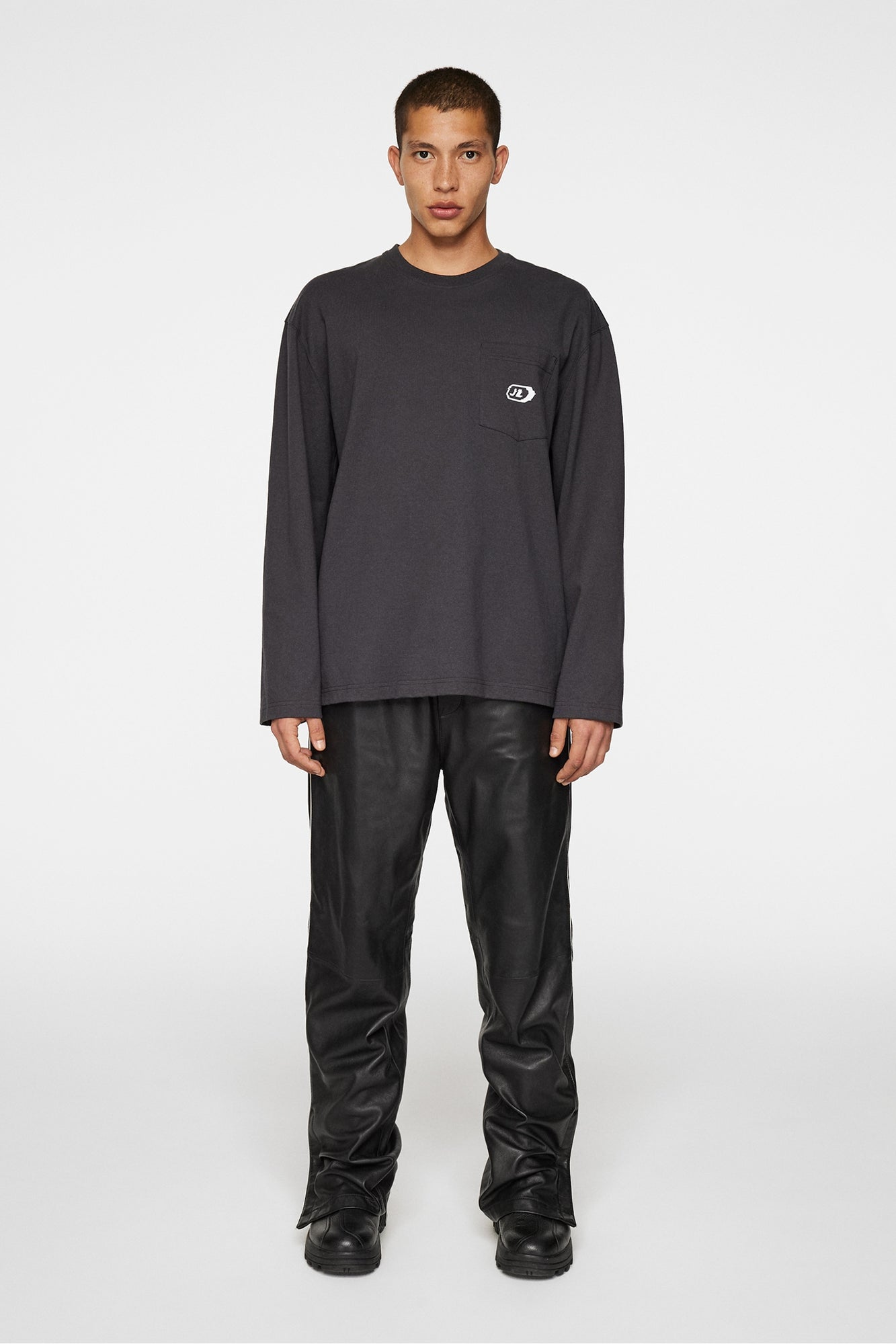 Men | Walsh Ls Pocket Tee | Washed Black