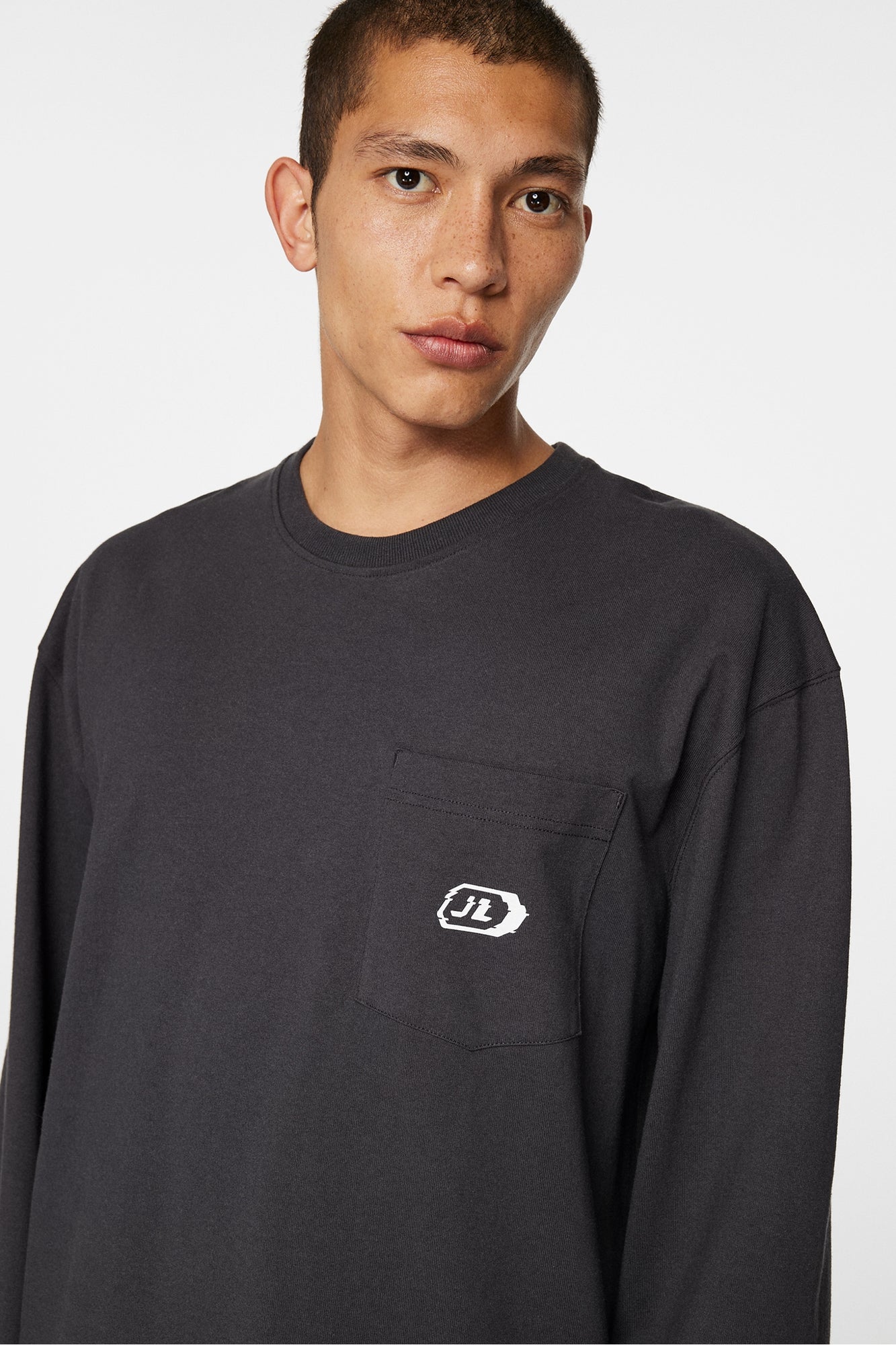 Men | Walsh Ls Pocket Tee | Washed Black