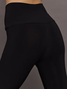 Fringe Hem Cropped Legging | Black