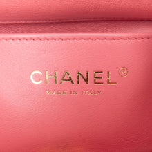 Chanel | Pre-Owned Mini Lambskin Pending CC Flap | Pink