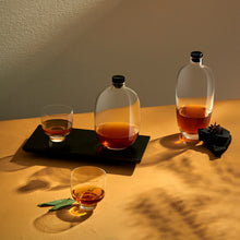 Malt Whisky Bottle With Wooden Tray - Tall | Clear Crystal/Wood