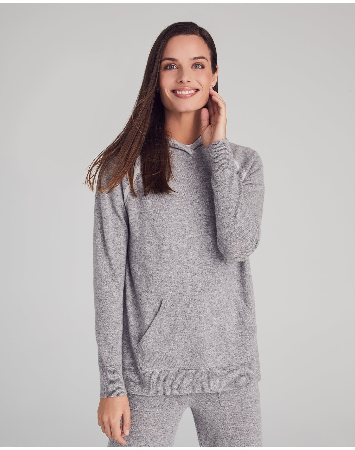 Nomad1942 | Women | Tribeca Cashmere Hoodie | Cobblestone