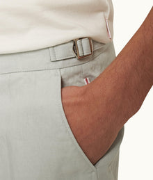Norwich Linen Tailored Fit Linen Shorts | White Jade