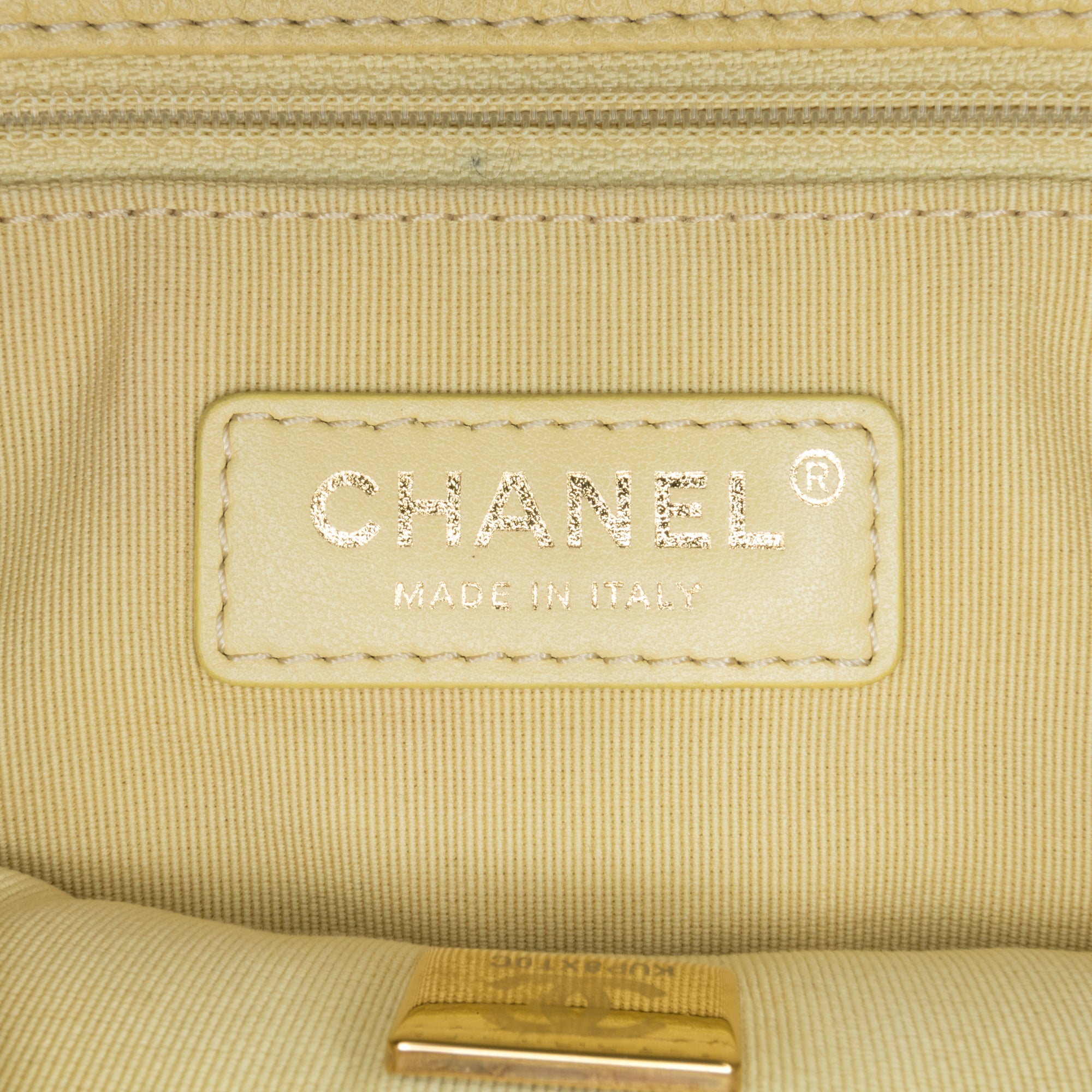 Chanel | Pre-Owned Small Quilted Caviar Chain Melody Flap | Yellow