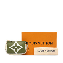 Louis Vuitton | Pre-Owned Monogram Giant Micro Pochette Accessoires | Green