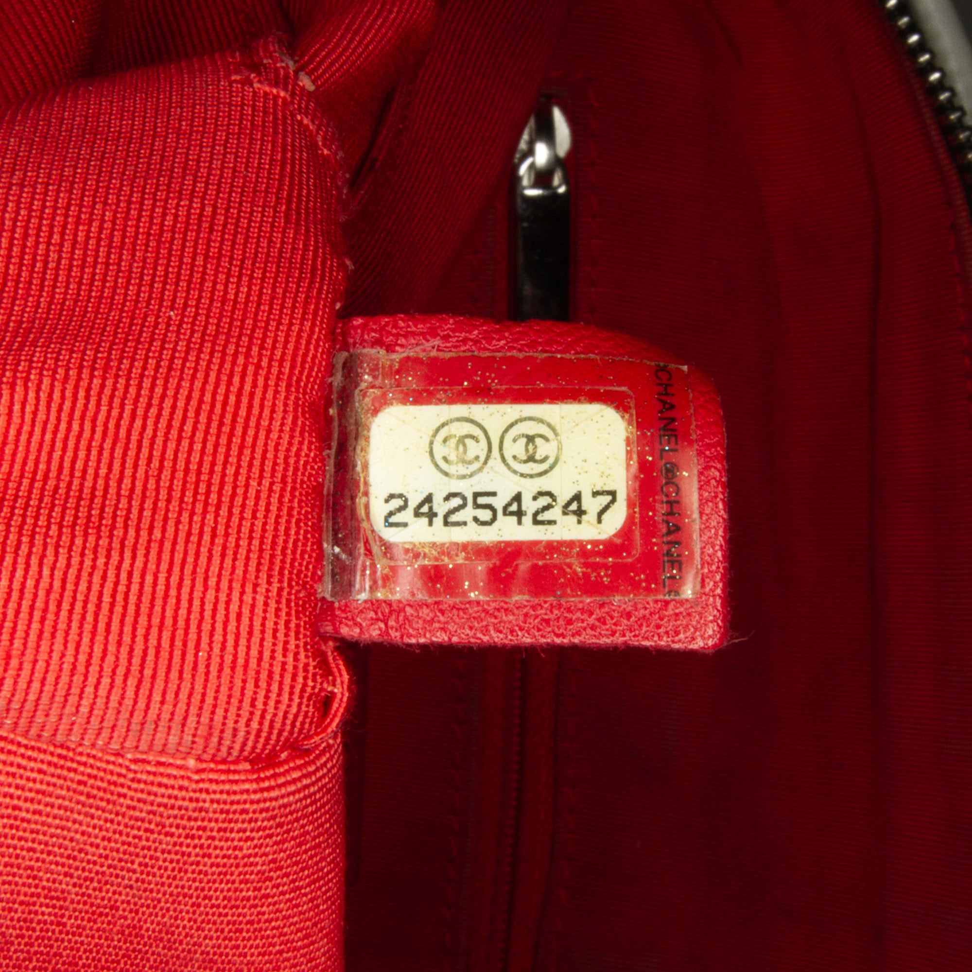 Chanel | Pre-Owned Tweed Street Allure Camera Bag | Red