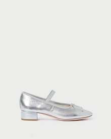 Color: Silver