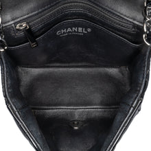 Chanel | Pre-Owned Mini Square Classic Patent Single Flap - XIII | Black