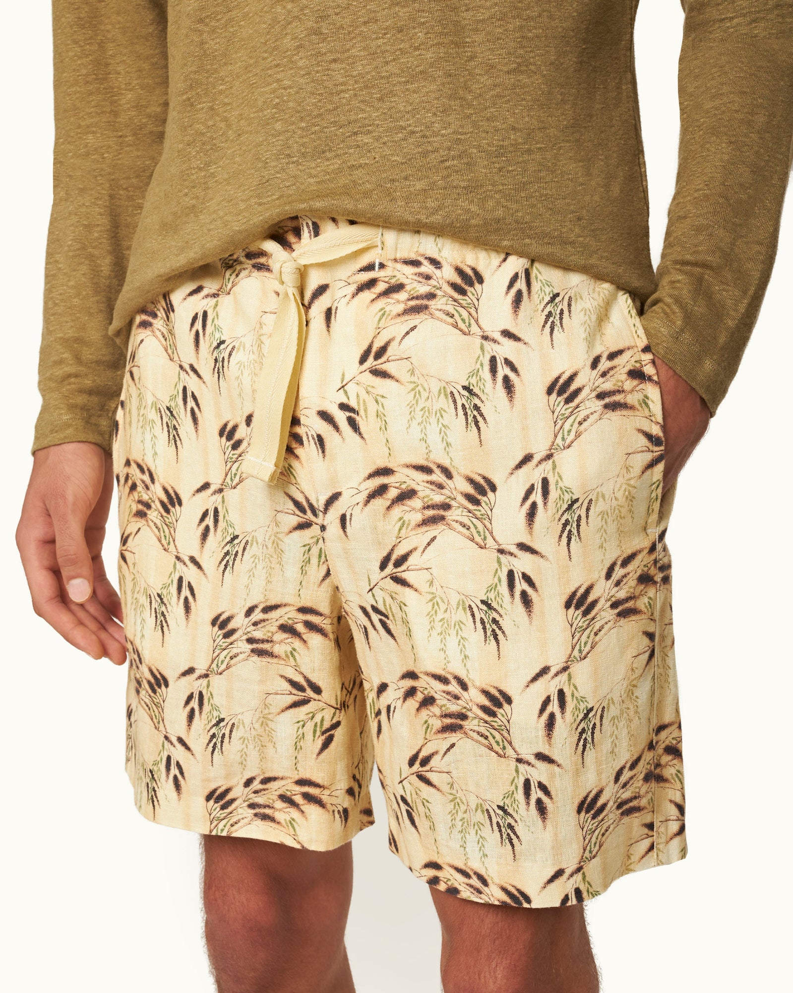 Men | Alex Short | Latte
