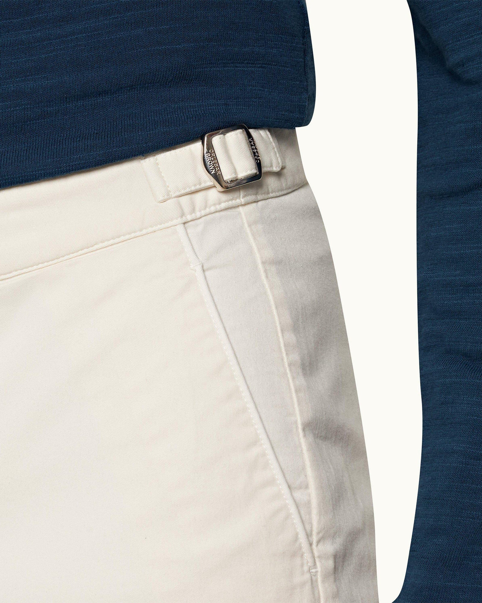Bulldog Cotton Twill White Sand Mid-Length Cotton Twill Shorts | White Sand