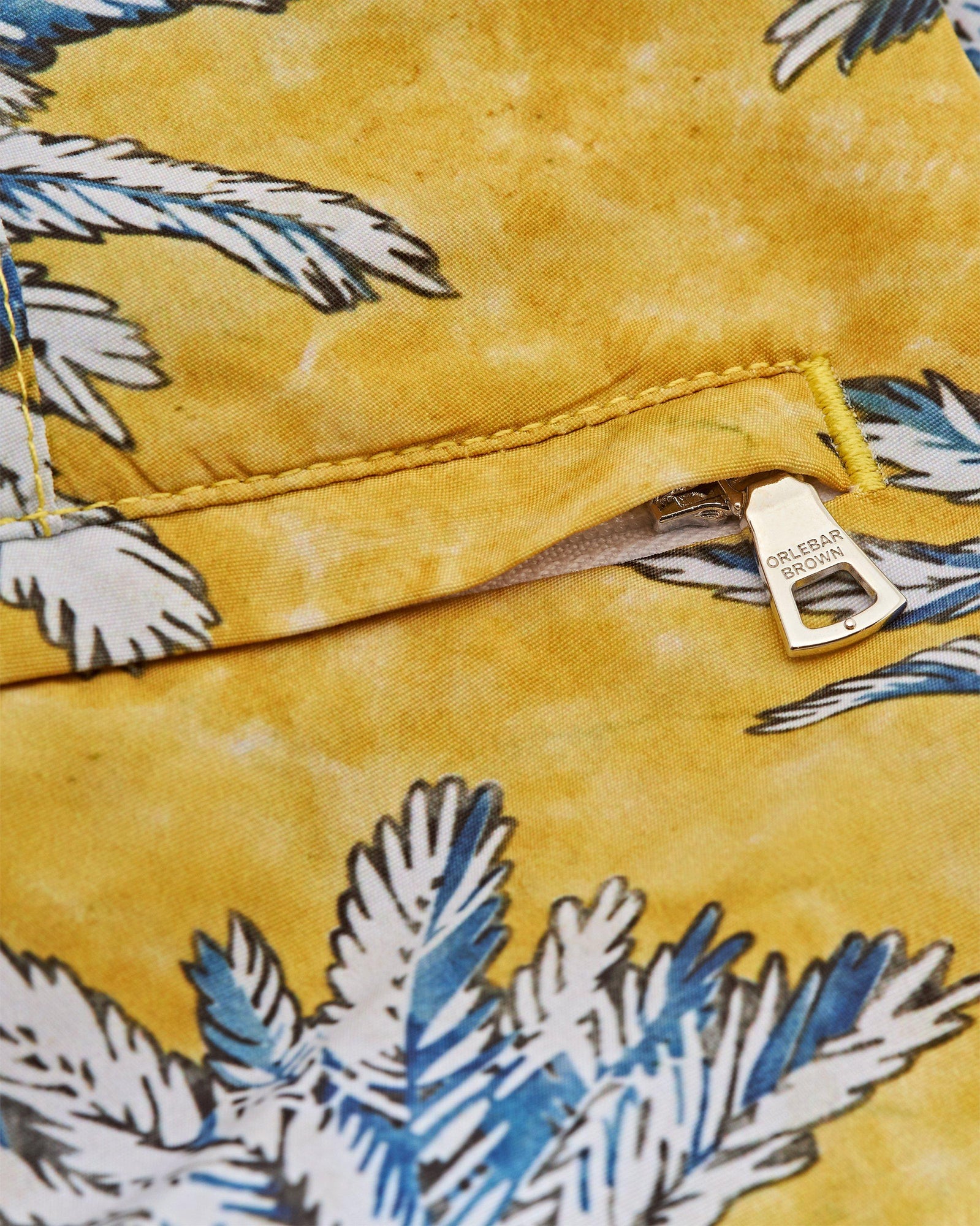 Bulldog Toucan Palm Border Mid-Length Swim Shorts | Toucan