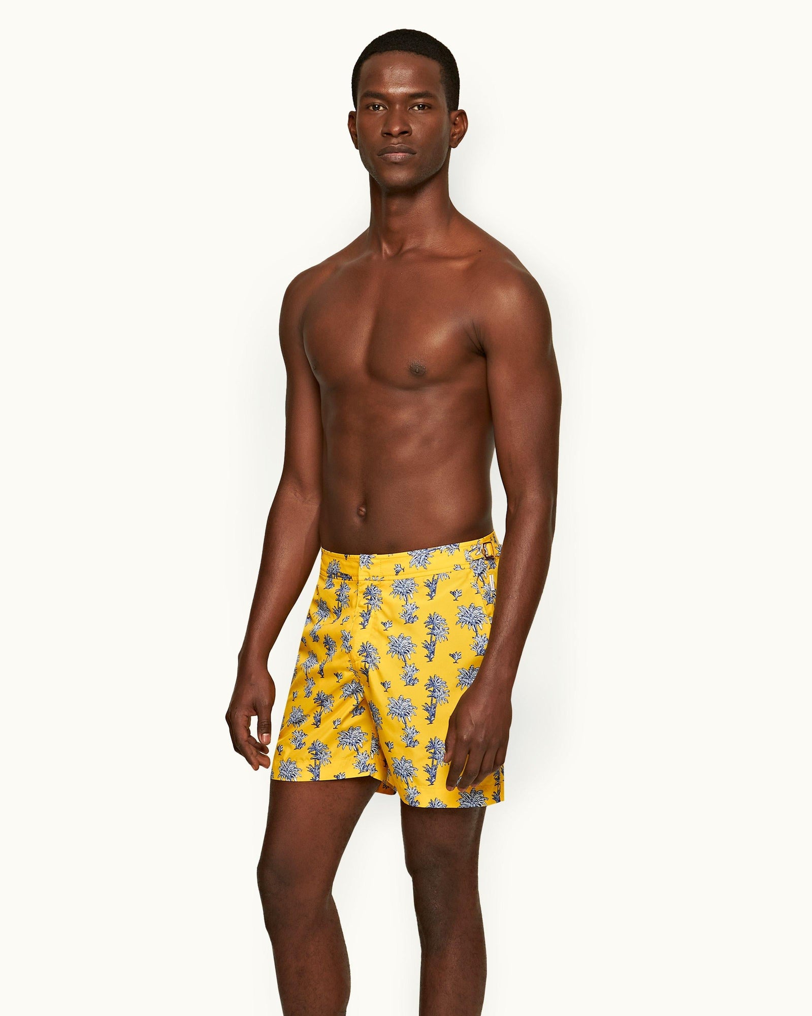 Bulldog Toucan Palm Repeat Mid-Length Swim Shorts | Toucan