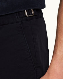 Men | Dane Cotton Twill Short | Night Iris