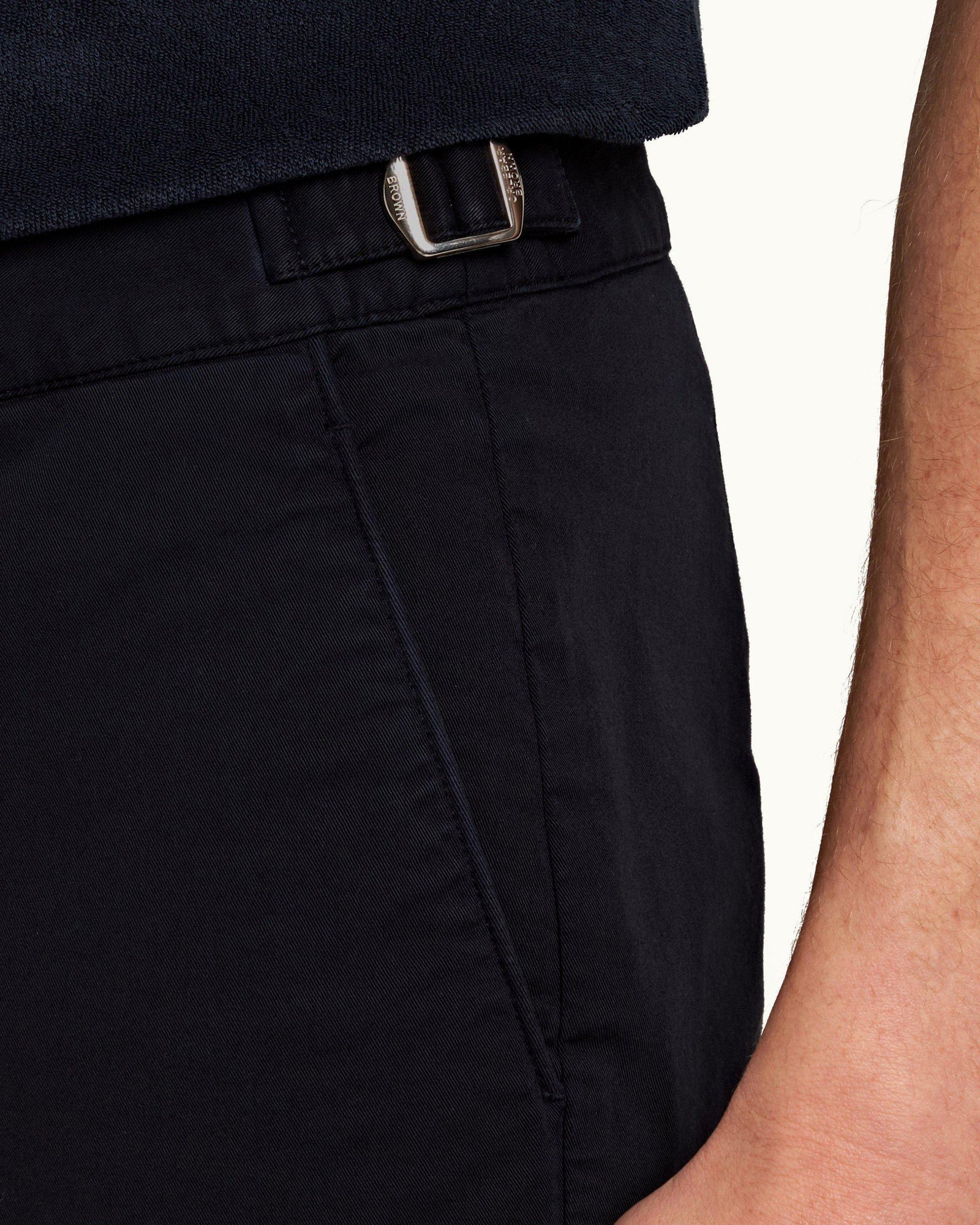 Men | Dane Cotton Twill Short | Night Iris