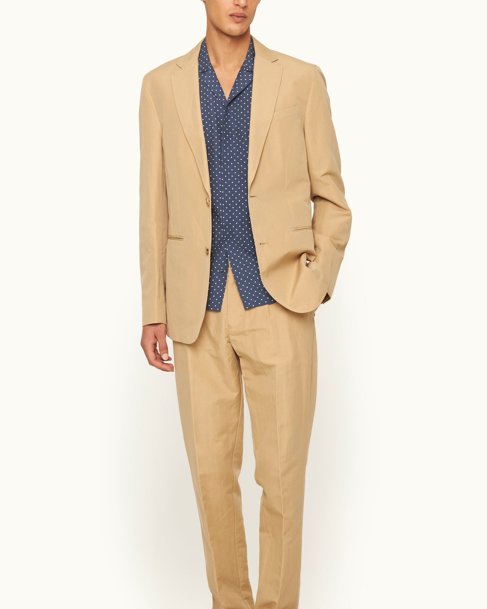 Men | Garret Suit | Biscuit