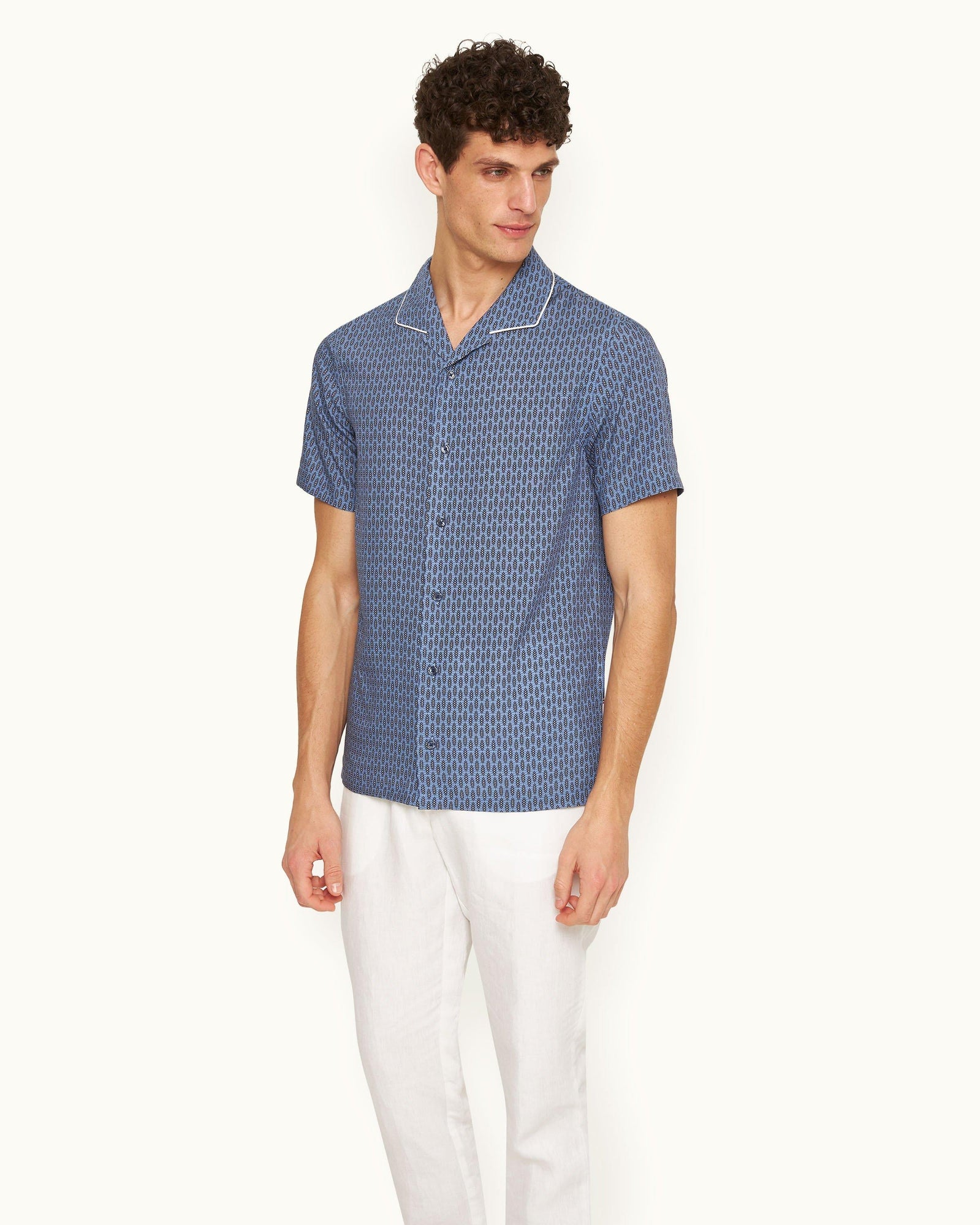 Hibbert Perez Print Classic Fit Capri Collar Shirt Woven In Italy in Springfield Blue | Springfield Blue