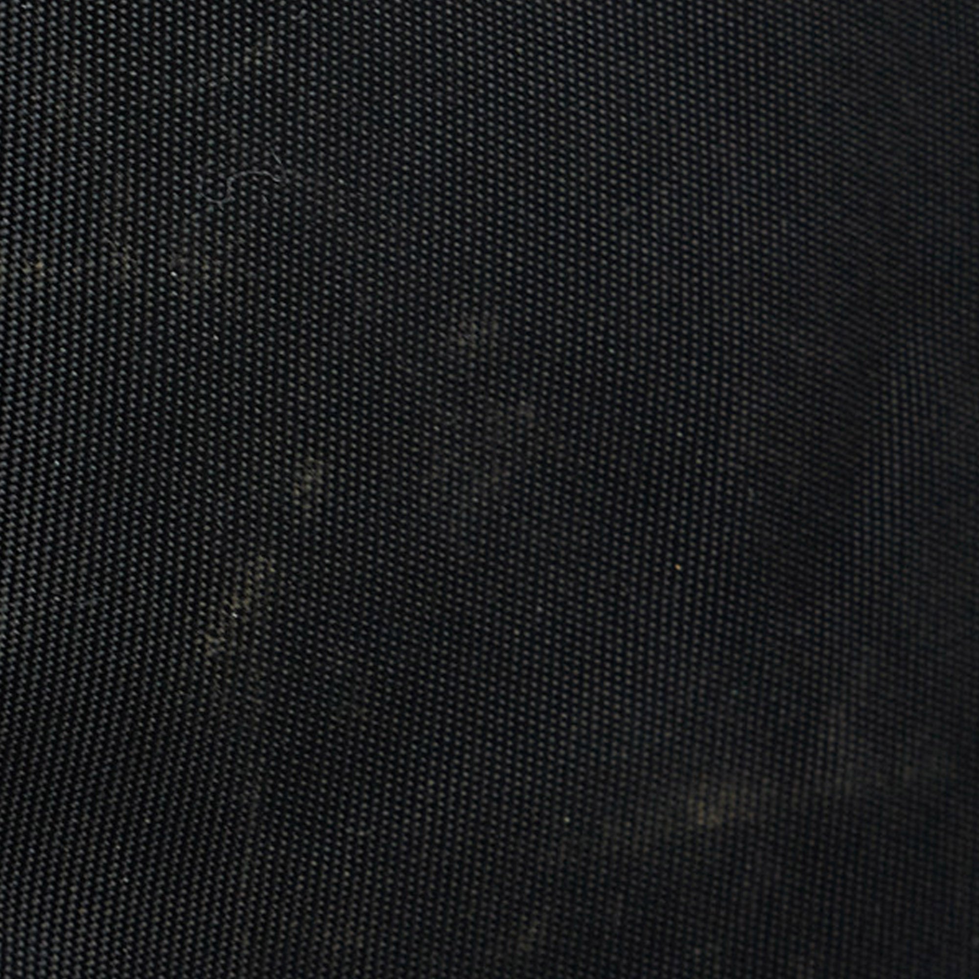 Prada | Pre-Owned Tessuto Buckle Messenger Bag - II | Black