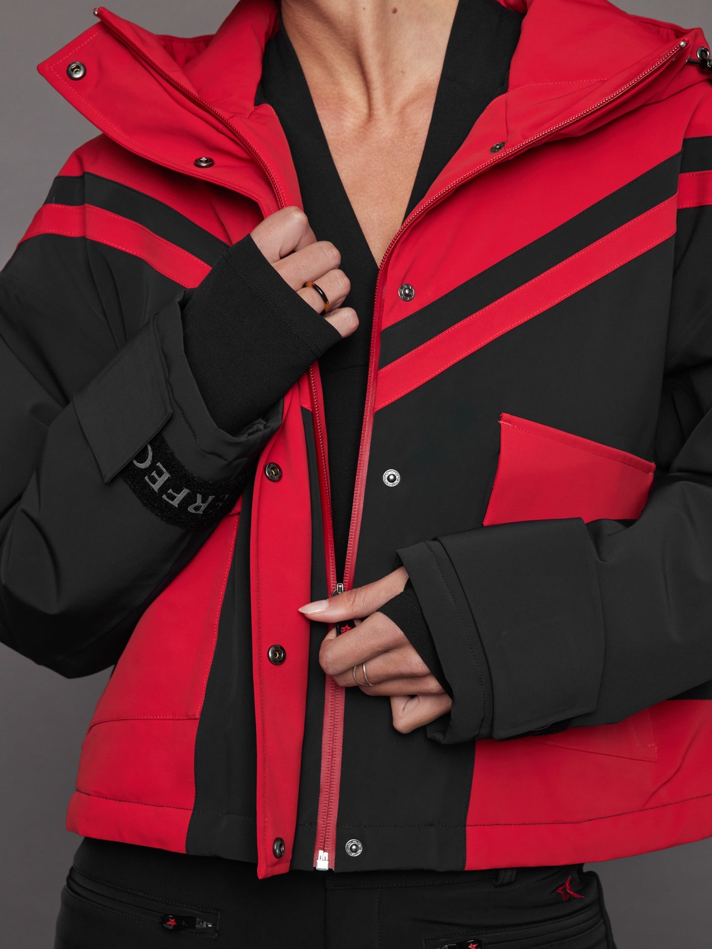 Perfect Moment | Calea Short Ski Jacket | Red