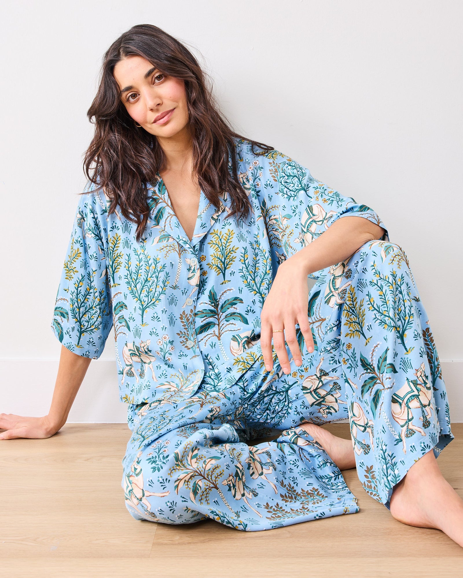 Camel's Courtyard - Eco Satin Wildest Dreams Set - Slate Blue - Printfresh