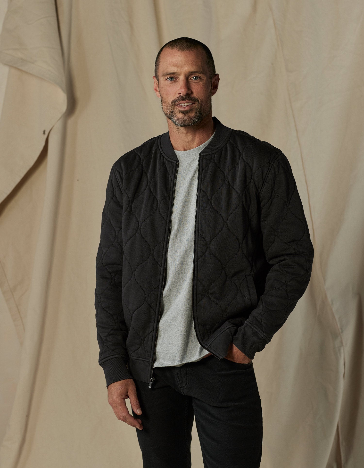 Men | Quilted Knit Bomber | Phantom