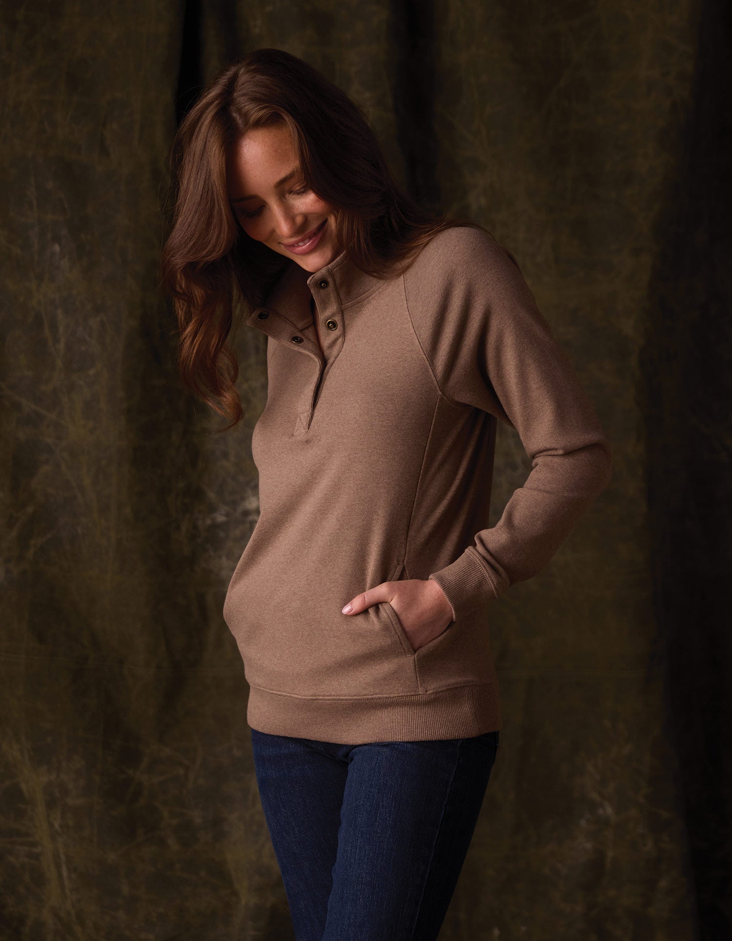 Women | Puremeso Weekend Snap Pullover | Taupe