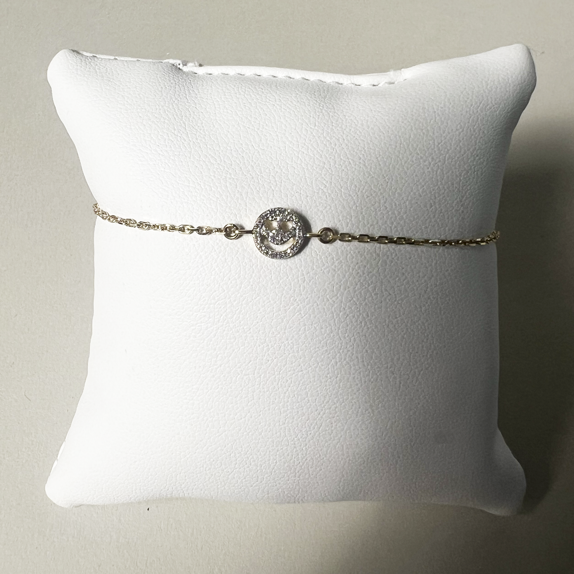 Pave Diamond Smiley Heart Eye Charm Bracelets | 10K Yellow Gold | White Pave Diamond