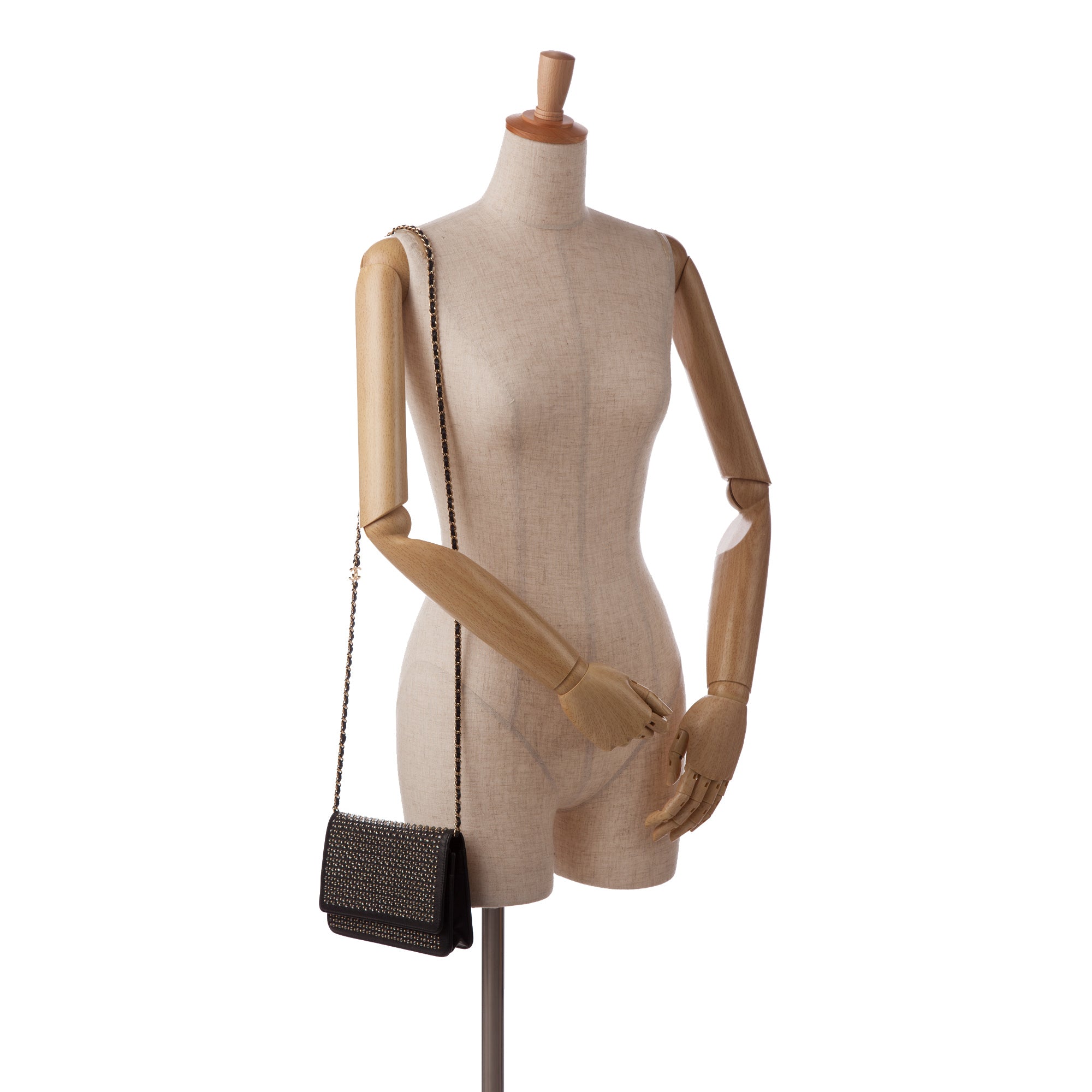 Chanel | Pre-Owned Studded Leather Wallet on Chain | Black