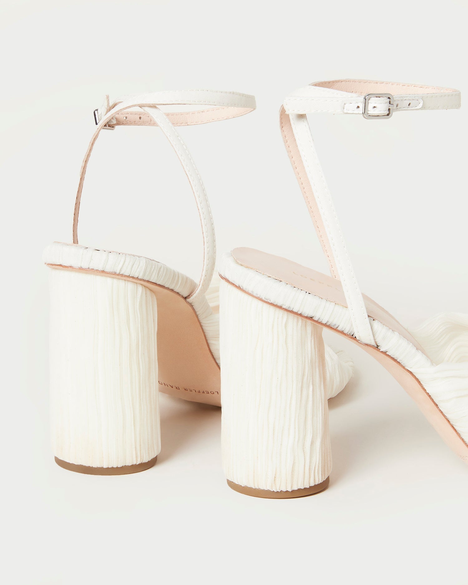 Color: Pearl