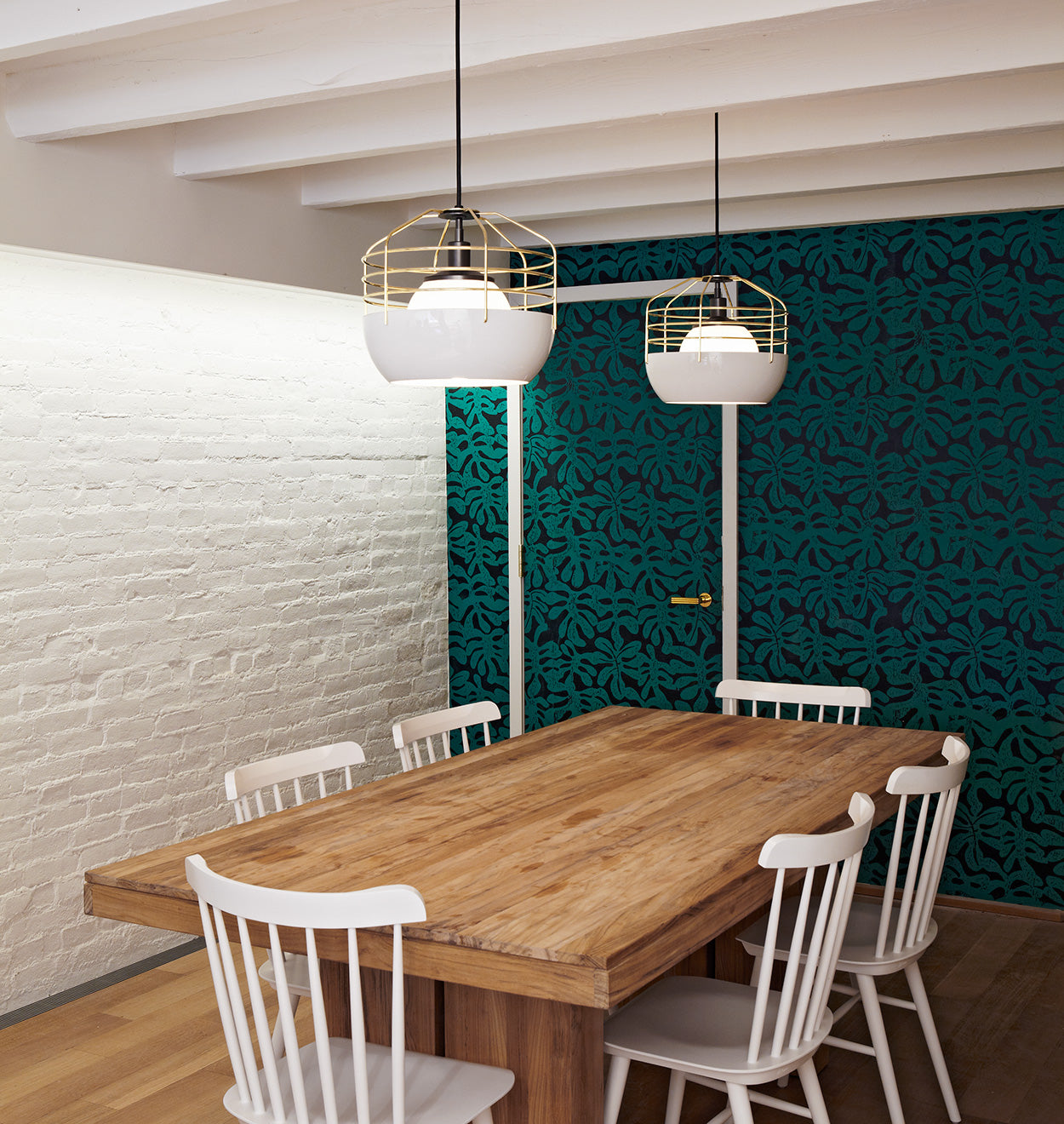 Bluff City Pendant | 14in Round | White/Brass
