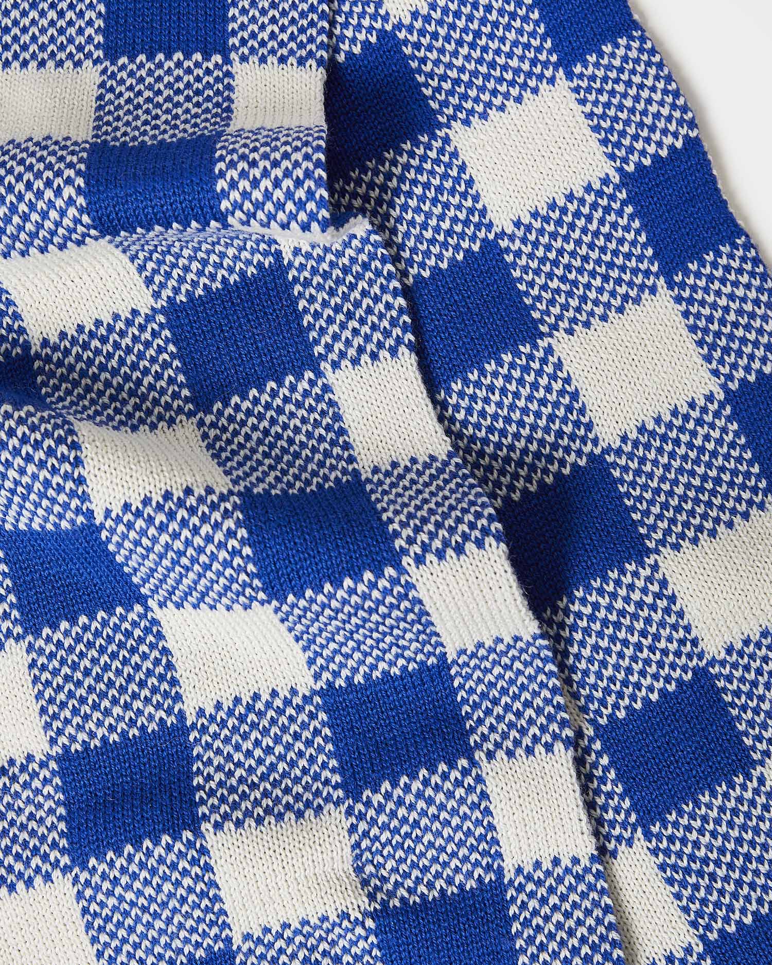 Color: Blue/Cream Plaid
