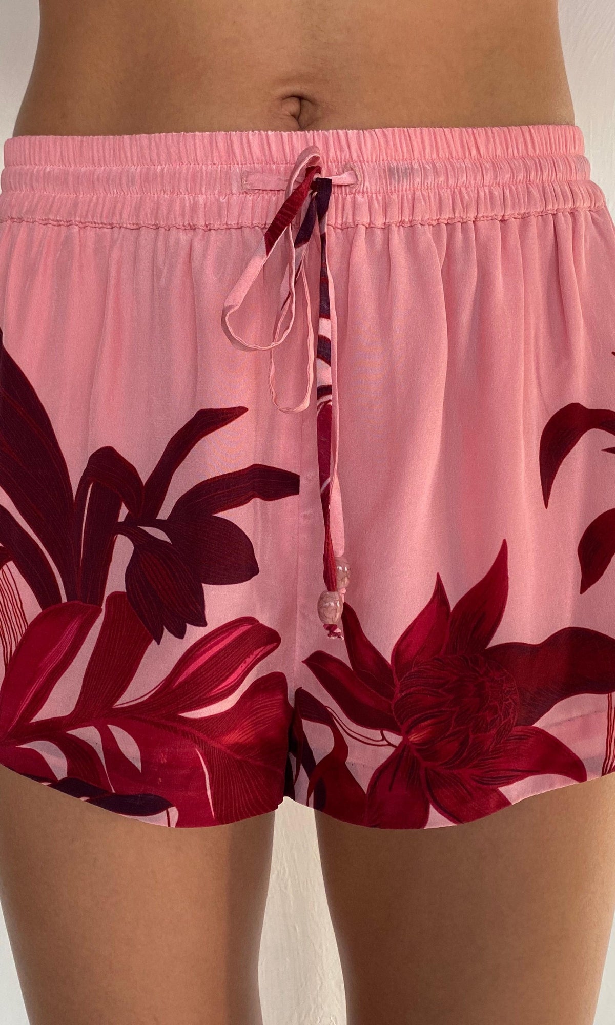 Womens | Eve Viscose Natural Crepe Shorts | Pink Burgundy