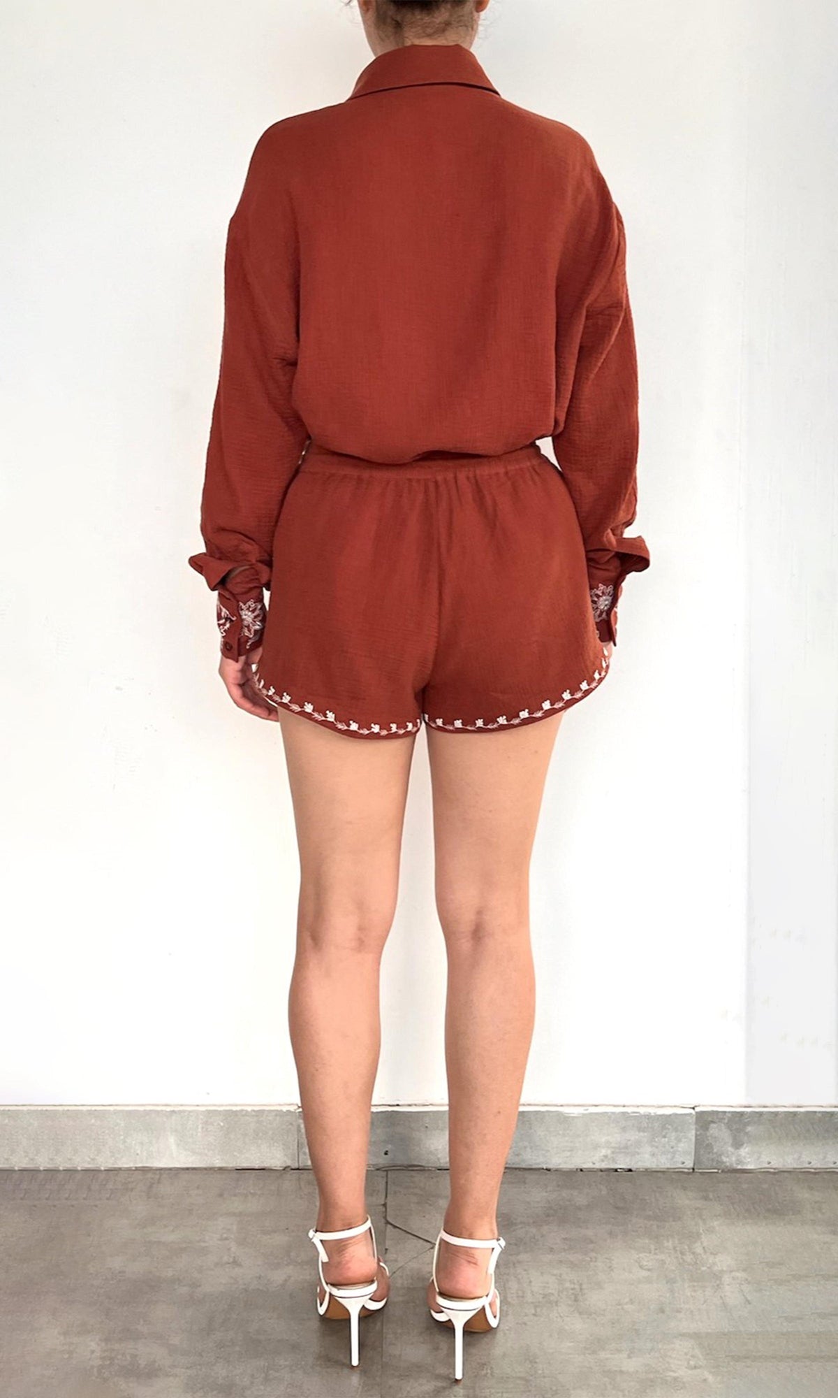 Womens | Jaci Cotton Double Cloth Gauze Embbroidered Shorts | Brown White