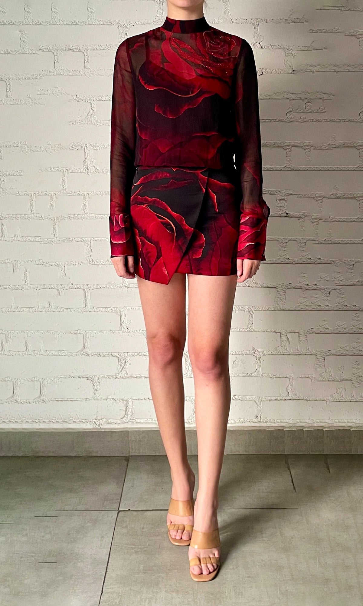 Womens | Naia Viscose Crinkle Chiffon Beaded Short Dress | Black Red