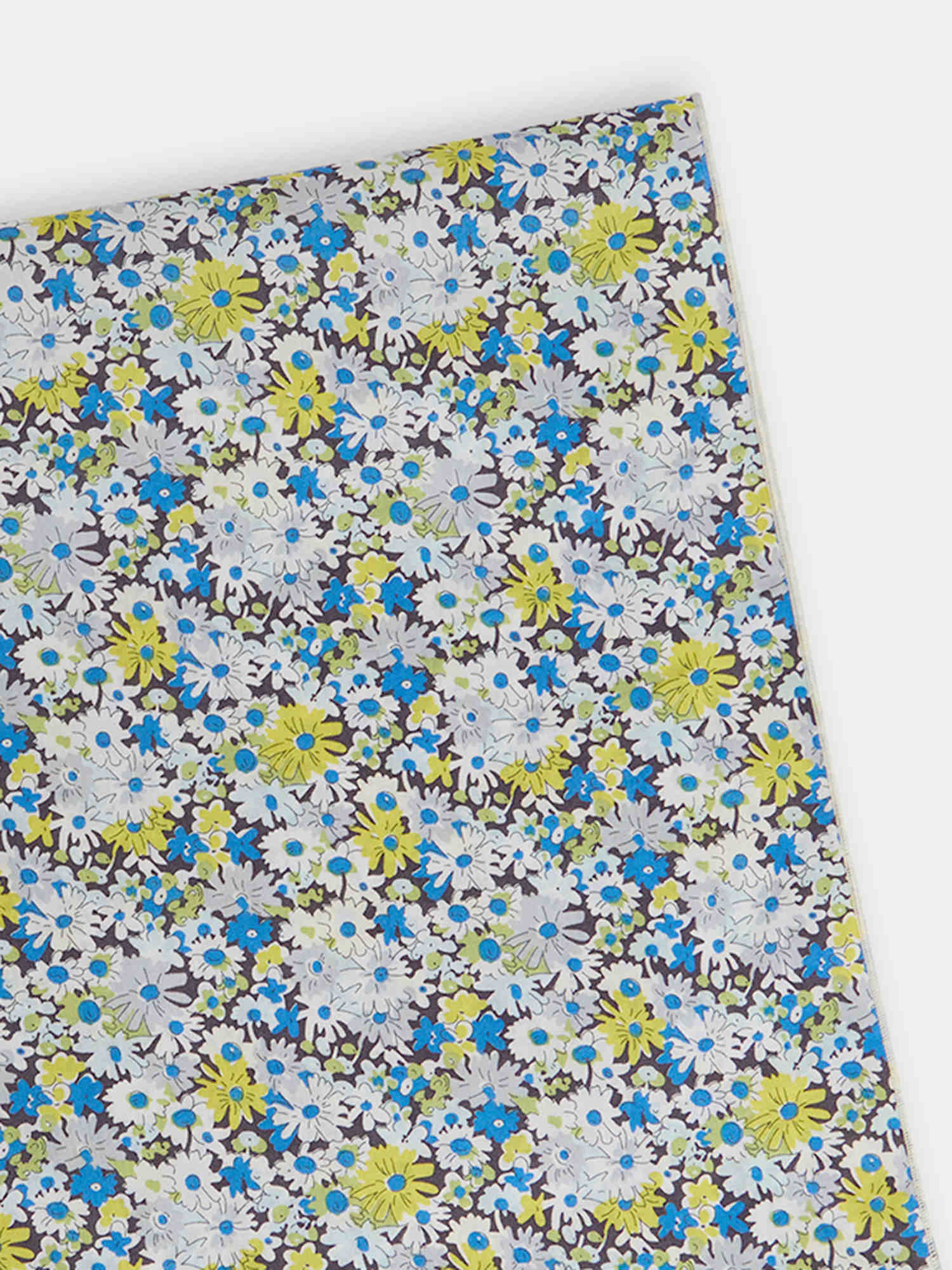 Girl | Cayati Headscarf | Blue Flowers