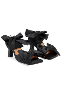 Soft Bow Sandals | Black