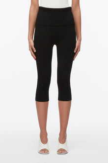 Compact Rib Capris | Black