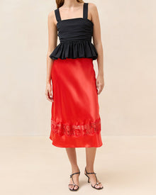 Color: Red