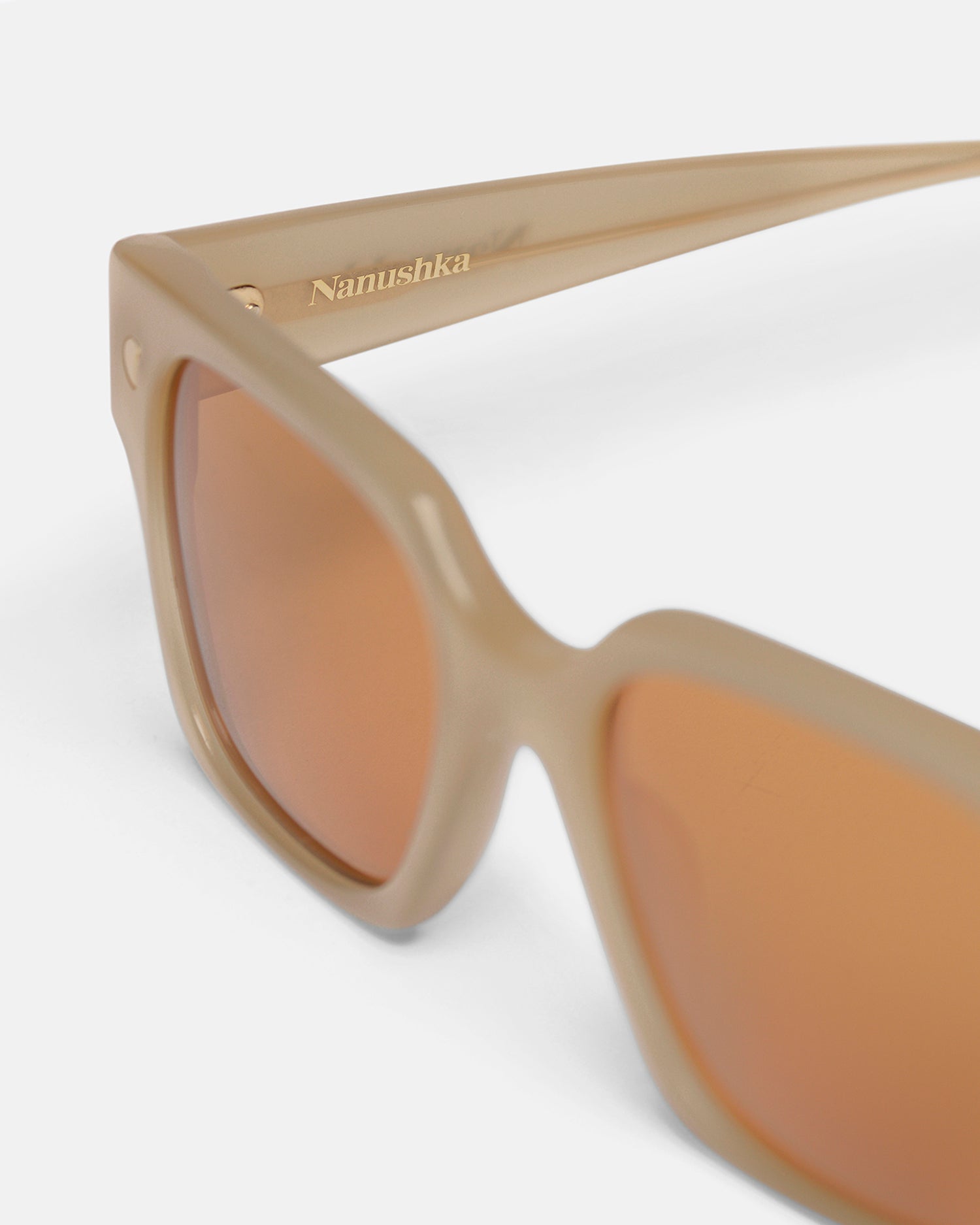 Unisex | Shae Bio-Plastic Oversized Sunglasses | Sand