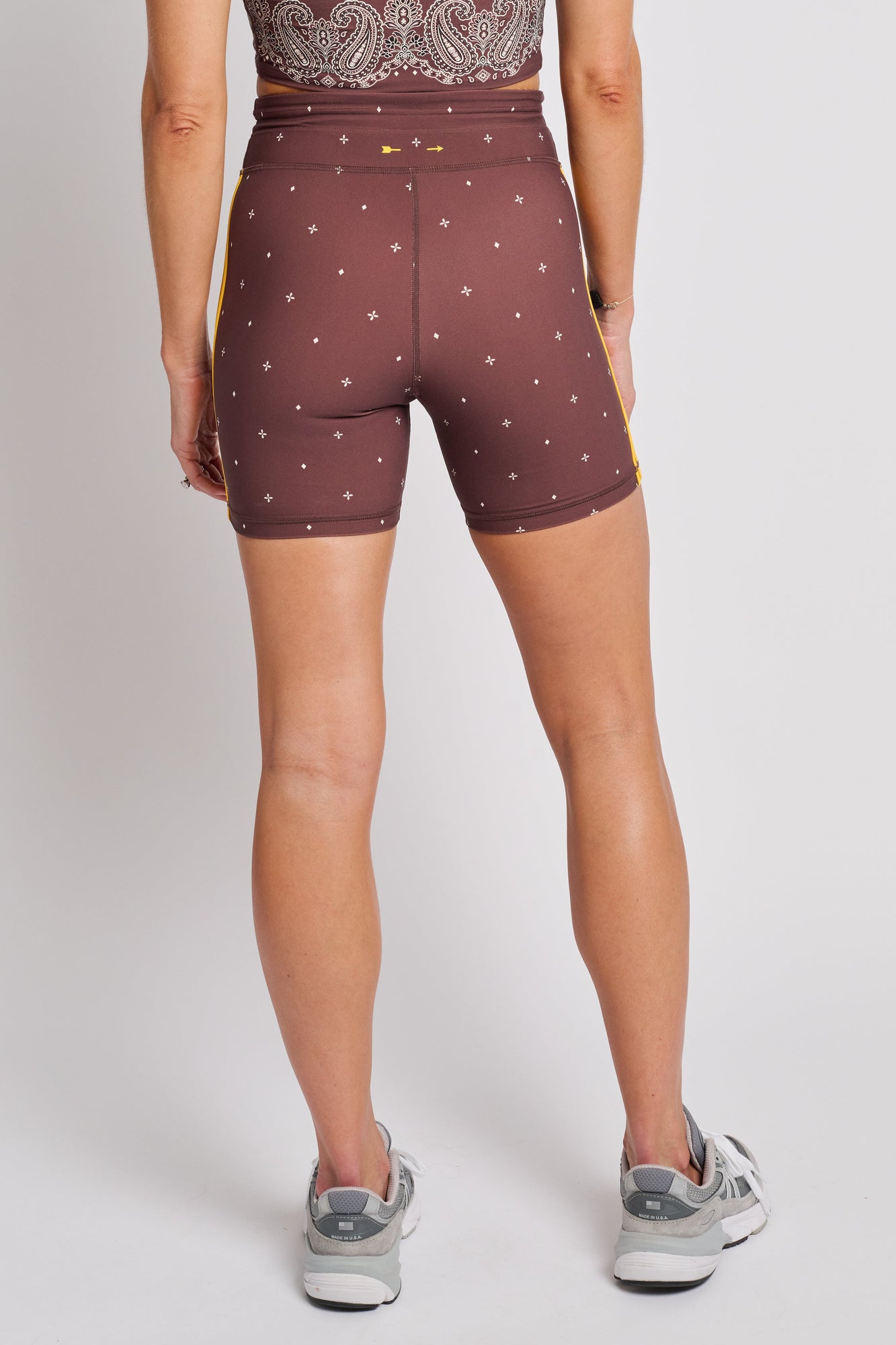 The Upside | Mikkola 5In Spin Short | Brown