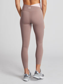P.E Nation | Wander F/L Legging | Light Pink